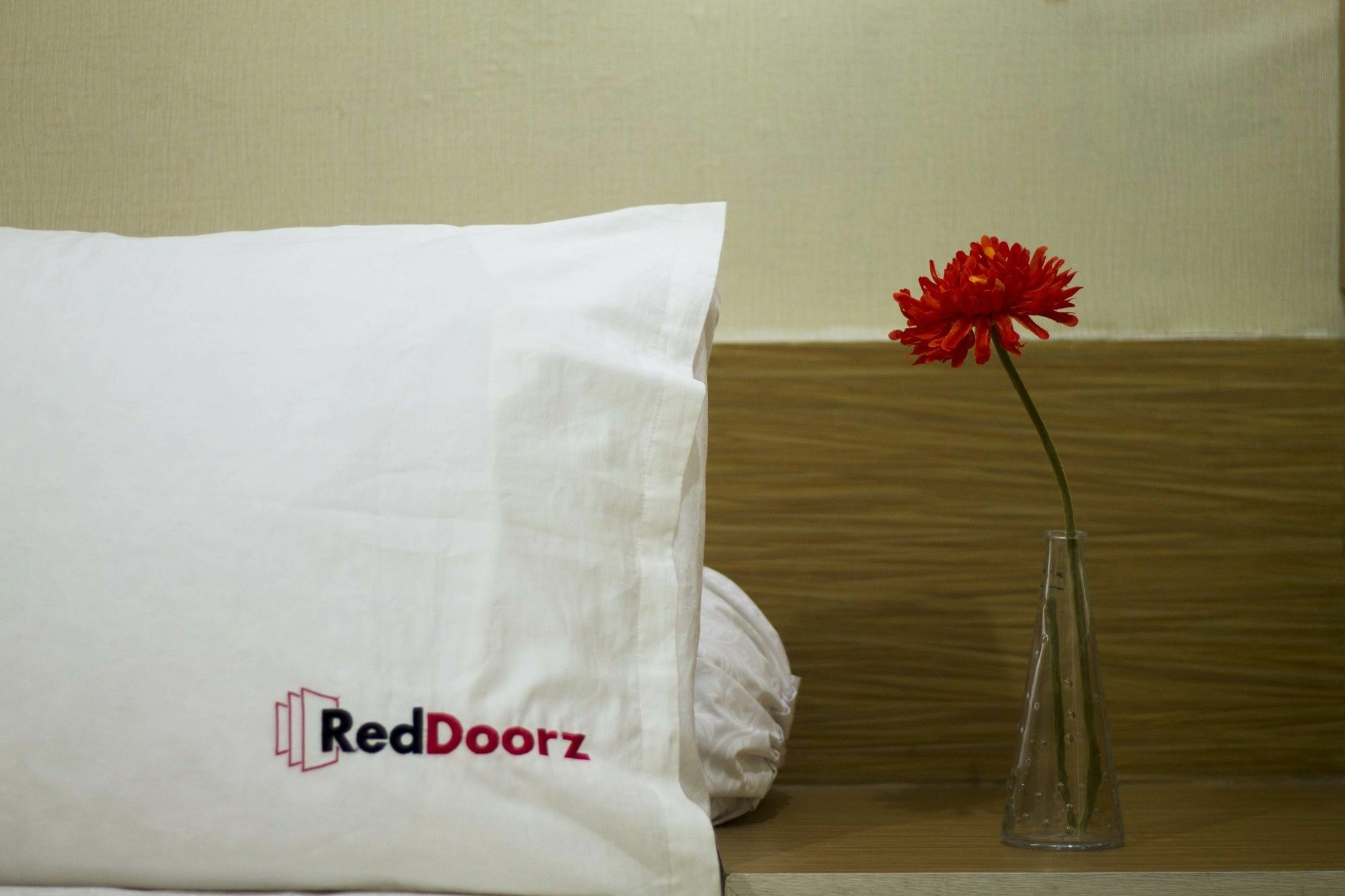 Redliving Apartemen The Suites Metro - Mary Tower E Bandung Esterno foto