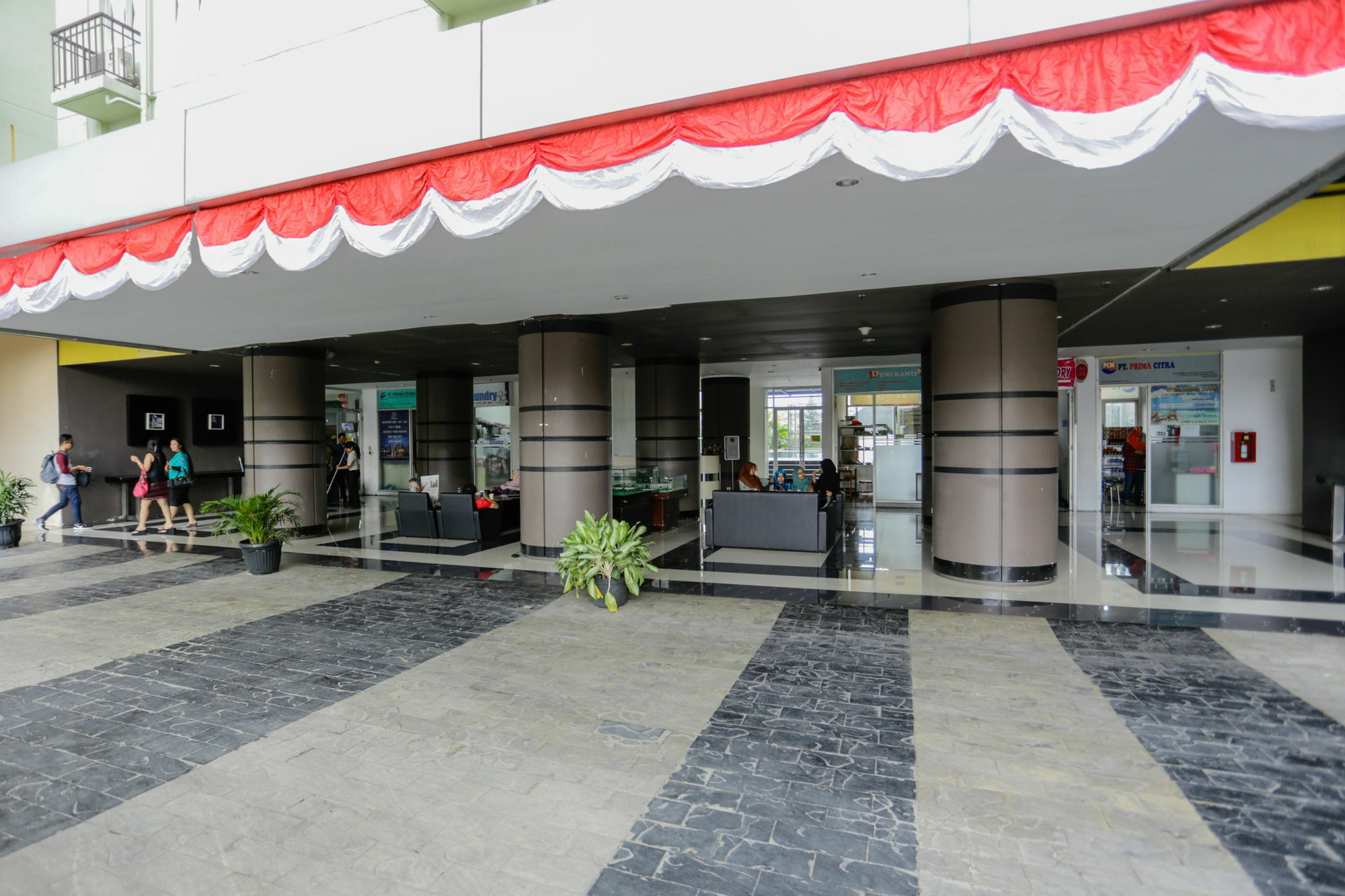 Redliving Apartemen The Suites Metro - Mary Tower E Bandung Esterno foto